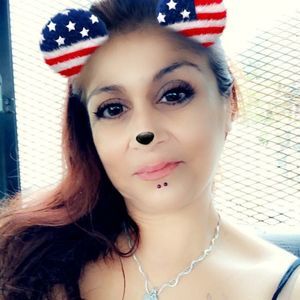 Meet your Posher, Lana